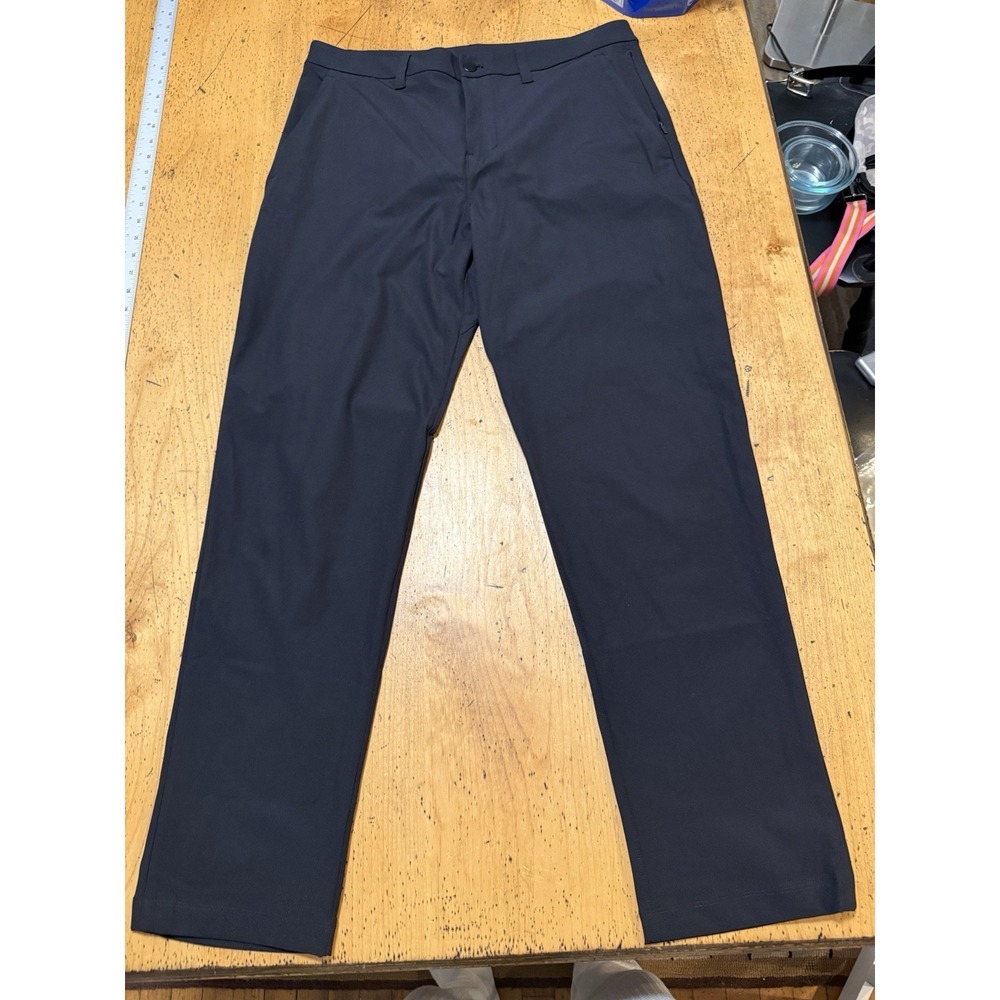 Men's Lululemon Commission Pant Warpstreme 32x31 Black Men's Golf Performance